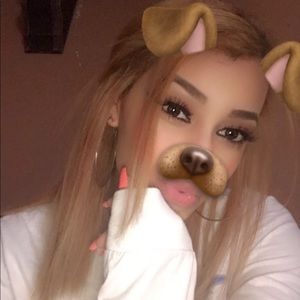 Meet your Posher, Mya